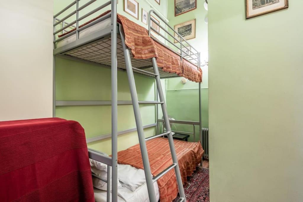 Jozsef-Corvin Central Budapest Exterior foto